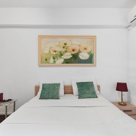 Central Studio Emerald Apartment บูคาเรสต์ ภายนอก รูปภาพ
